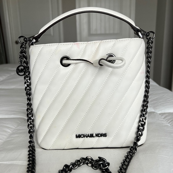 MICHAEL Michael Kors Handbags - Michael Kors Bags| Michael Kors White Bucket Bag